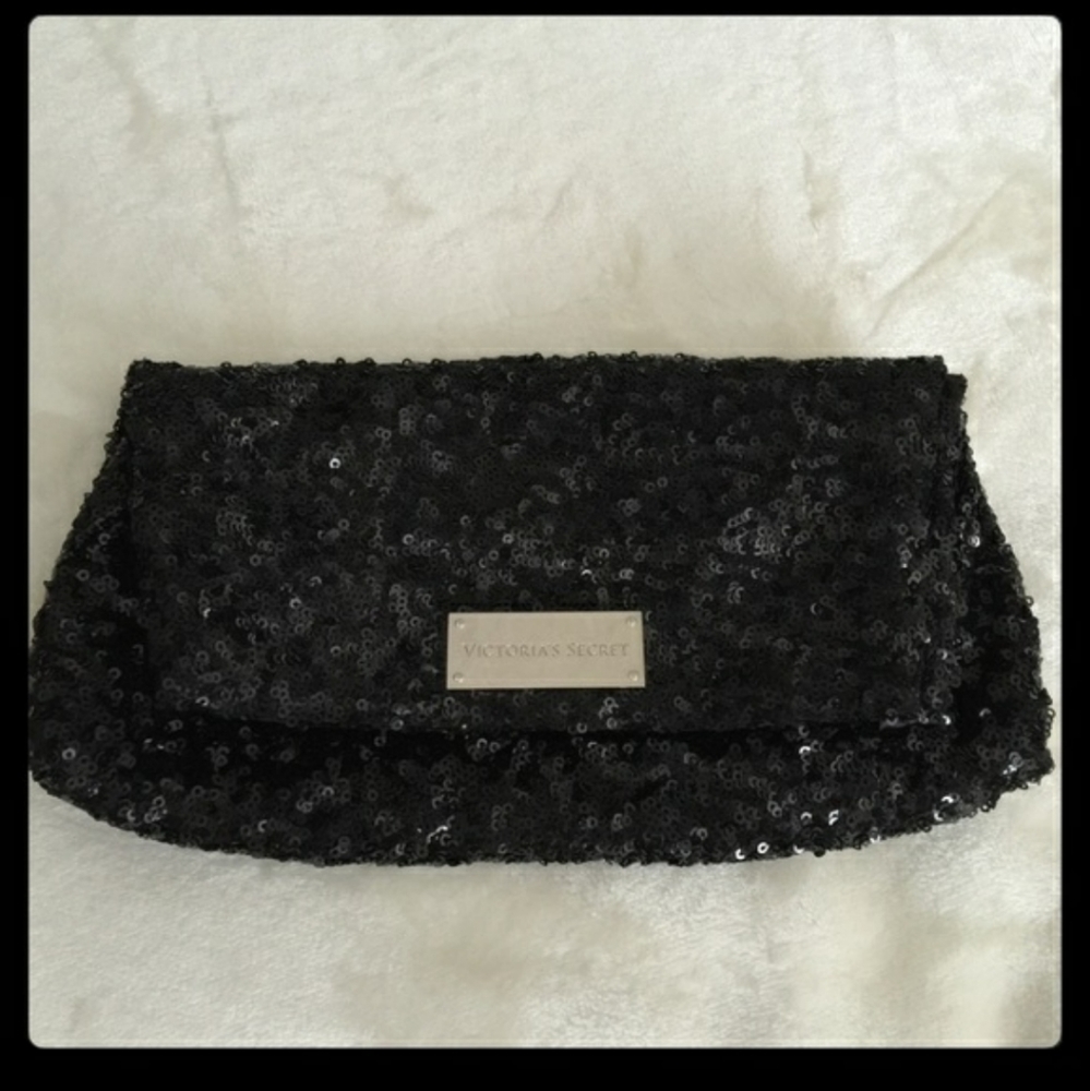 VICTORIAS SECRET SEQUEN CLUTCH